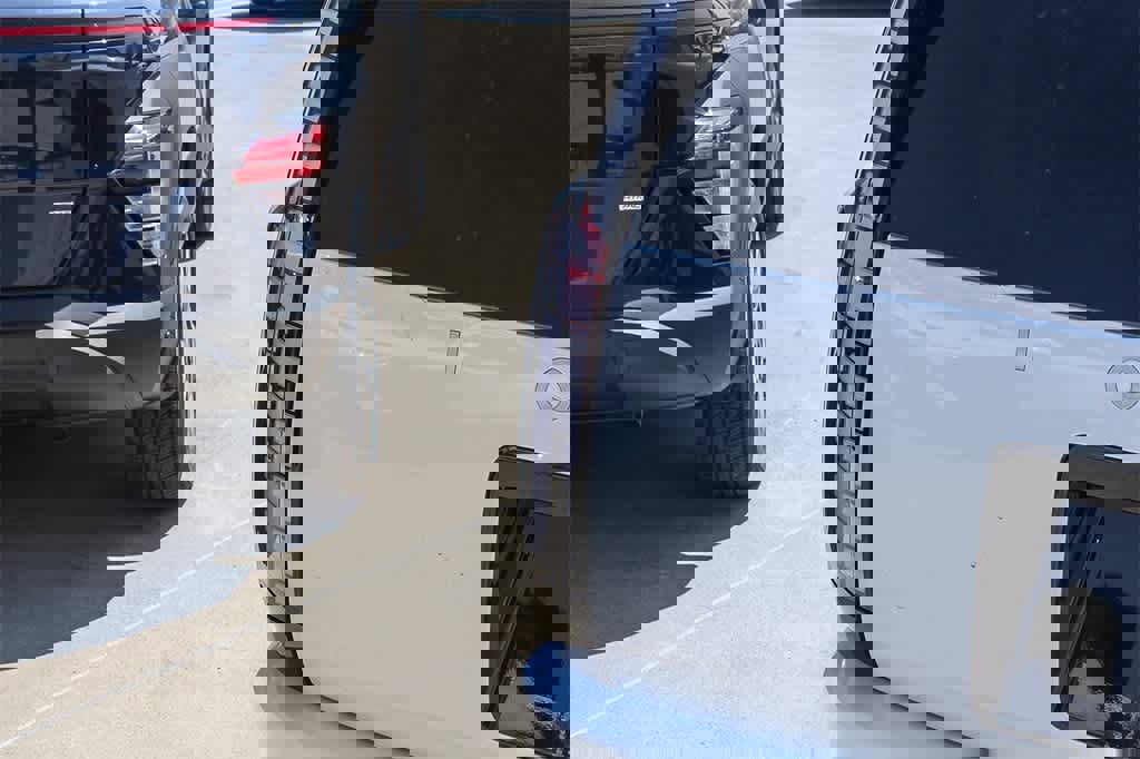 New 2026 Hyundai Ioniq 9 SEL image 7