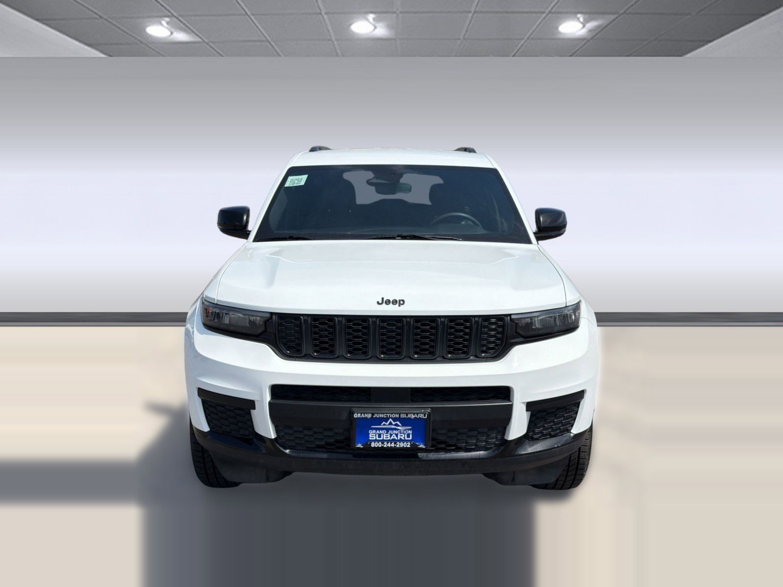 Used 2024 Jeep Grand Cherokee L Laredo AWD/4WD image 6