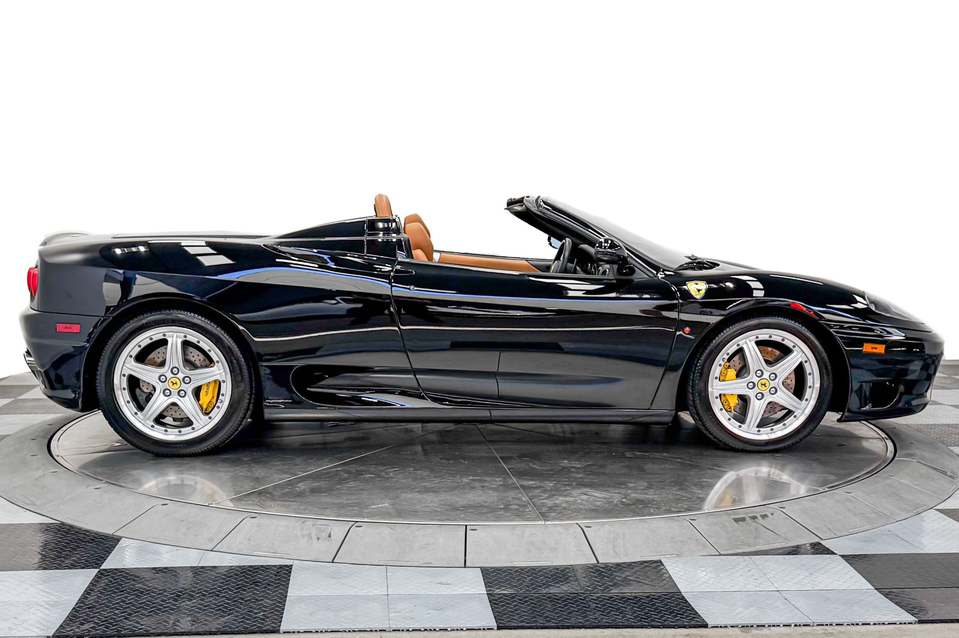 Used 2004 Ferrari 360 Spider RWD image 28