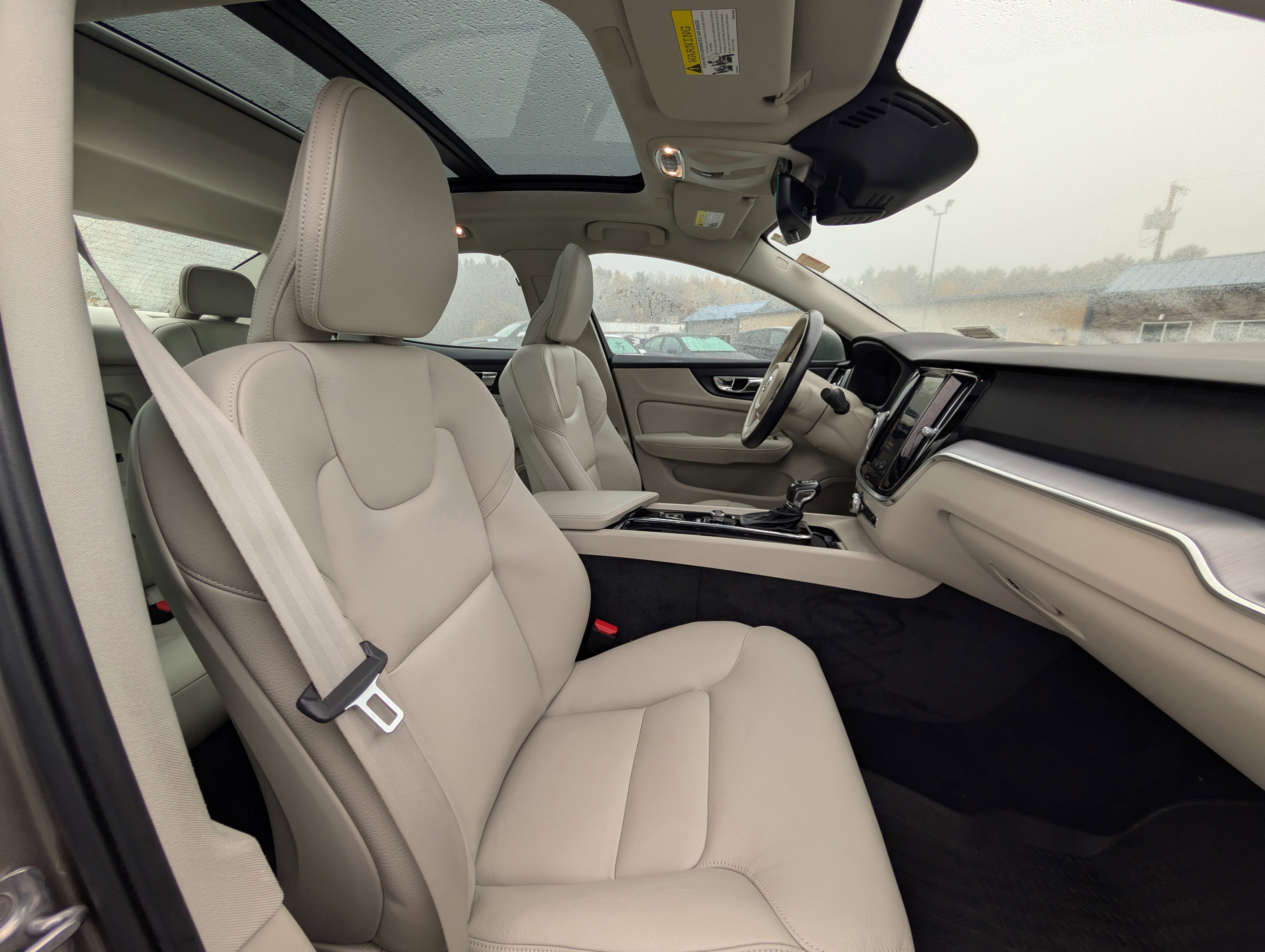 Used 2020 Volvo S60 T6 Momentum image 48