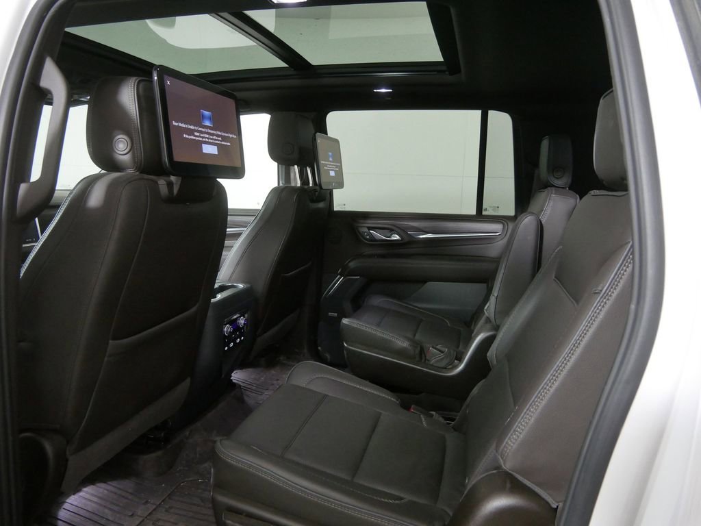 Used 2023 GMC Yukon XL Denali w/ Denali Reserve Package AWD/4WD image 20