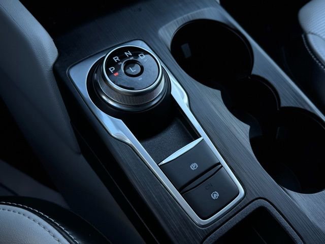 Used 2022 Ford Escape Titanium w/ Class II Trailer Tow Package image 29