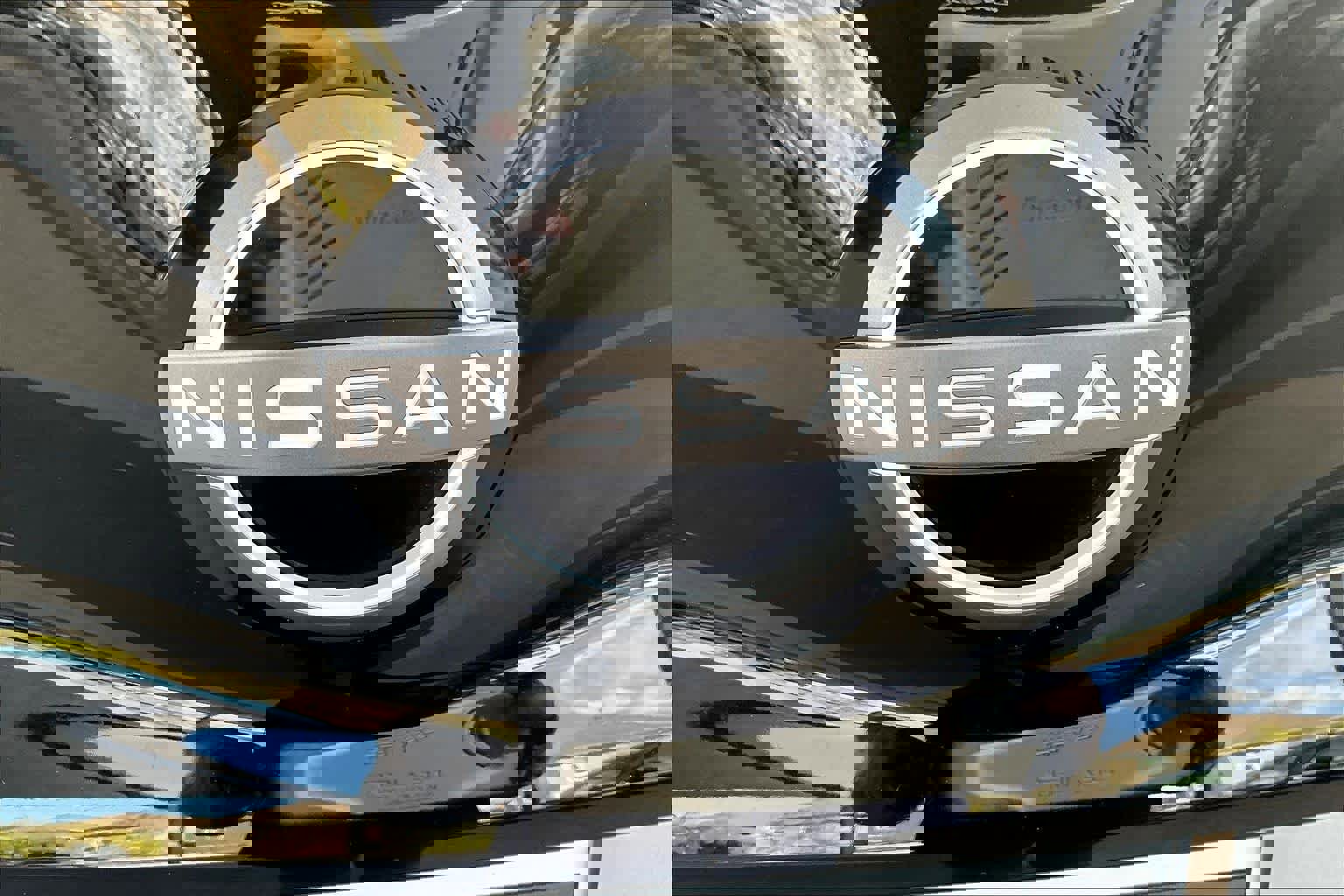 Used 2024 Nissan Leaf SV Plus image 29