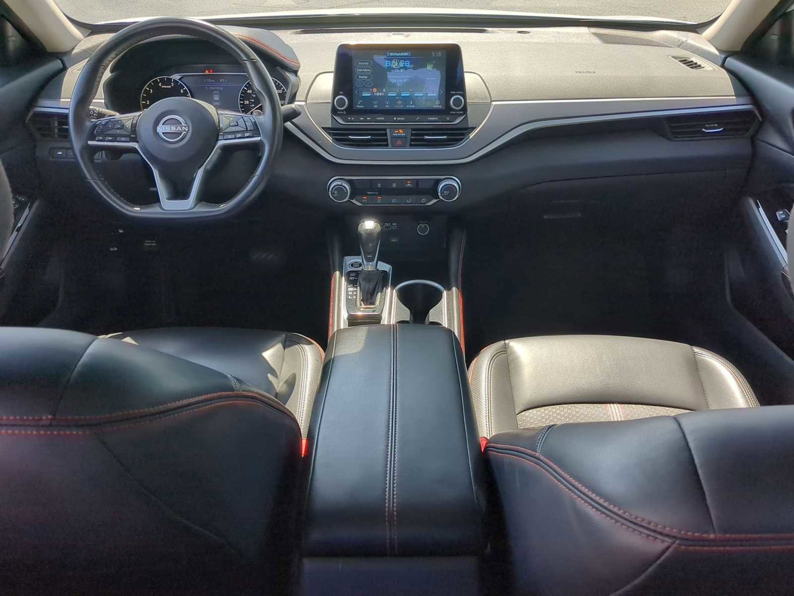 Used 2024 Nissan Altima 2.5 SR FWD image 23