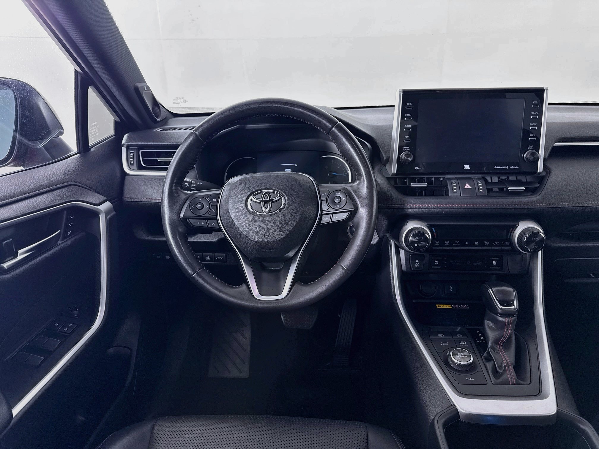 Certified 2022 Toyota RAV4 XSE w/ Premium Package AWD/4WD image 24