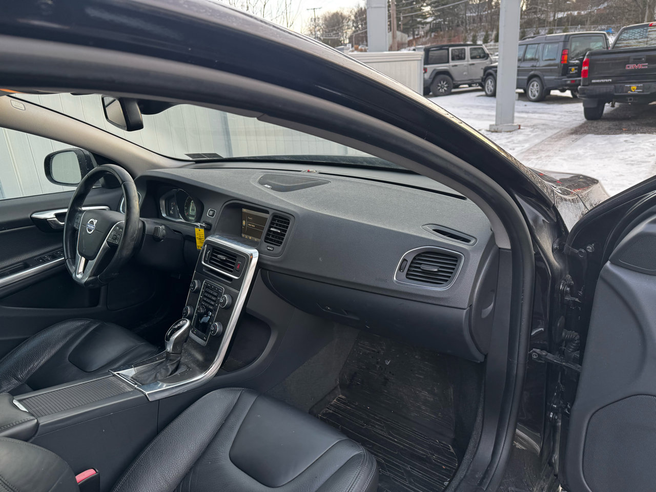 Used 2014 Volvo S60 T5 image 37