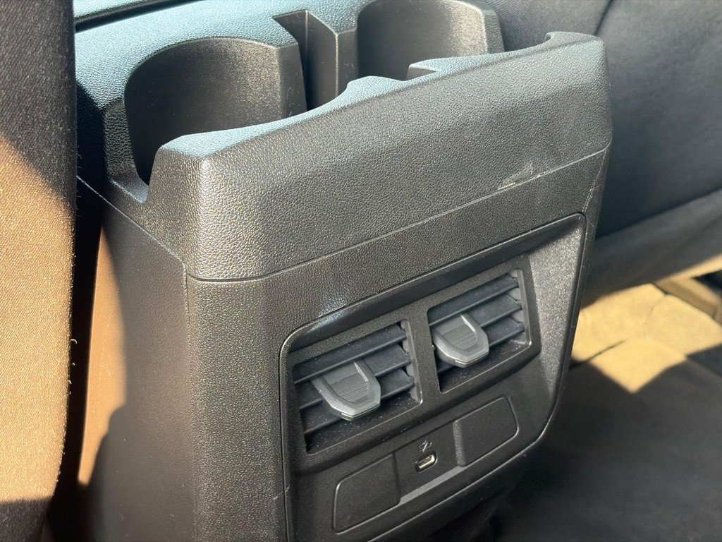 Used 2023 Chevrolet Colorado LT w/ LT Convenience Package II AWD/4WD image 12
