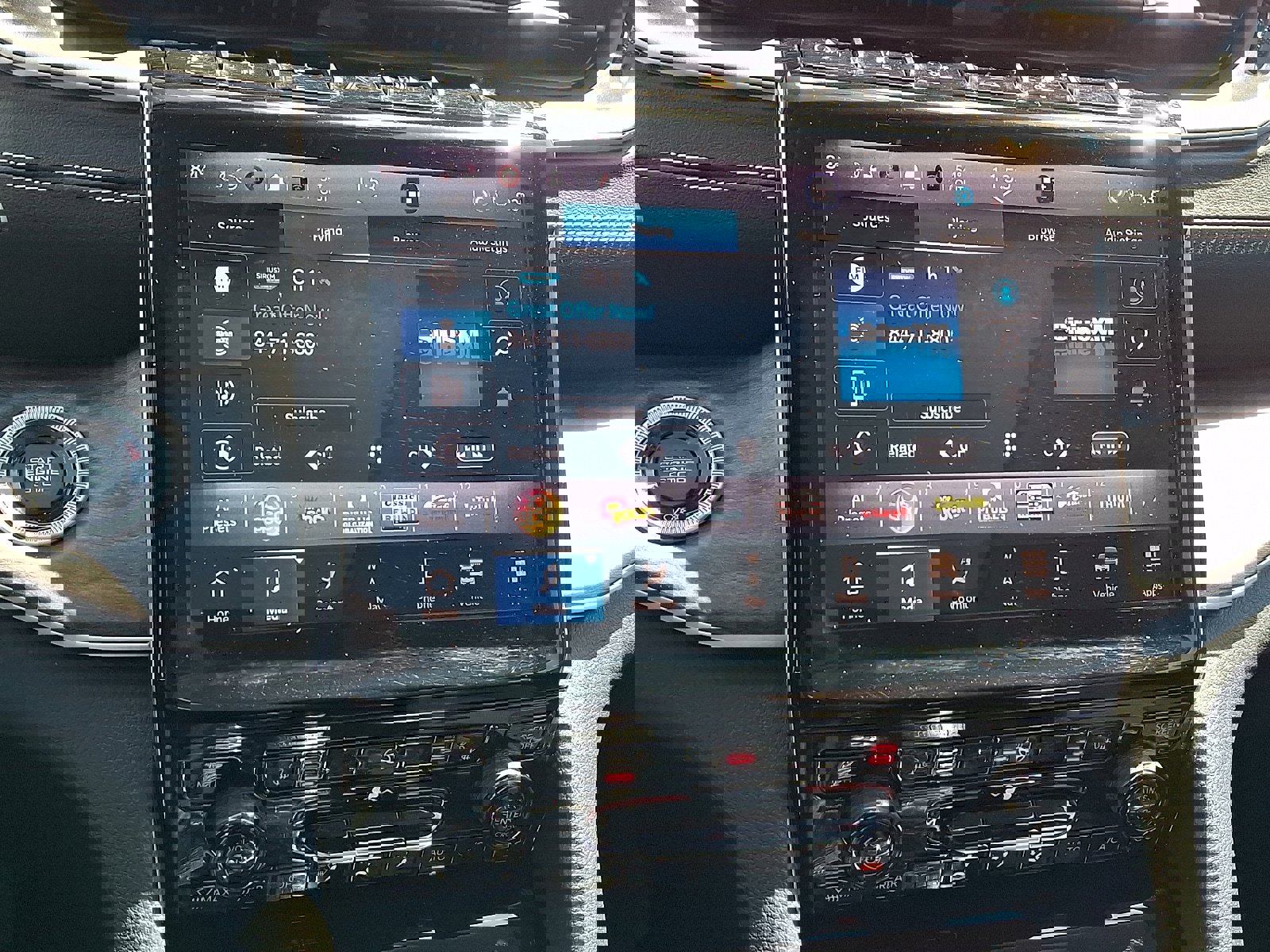 Used 2023 Jeep Grand Cherokee L Limited image 18