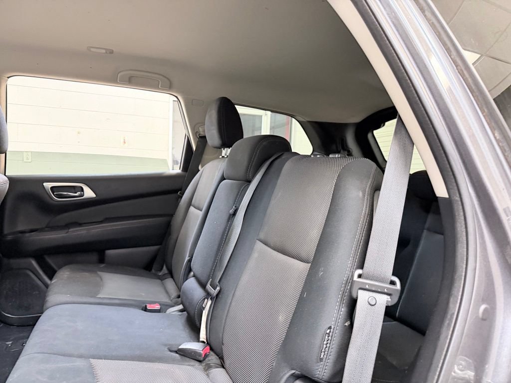 Used 2019 Nissan Pathfinder SV FWD image 20