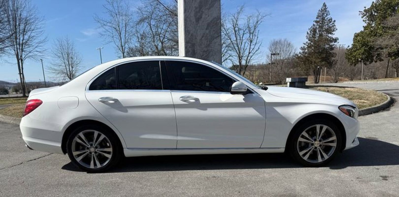 Used 2015 Mercedes-Benz C 300 4MATIC Sedan image 6