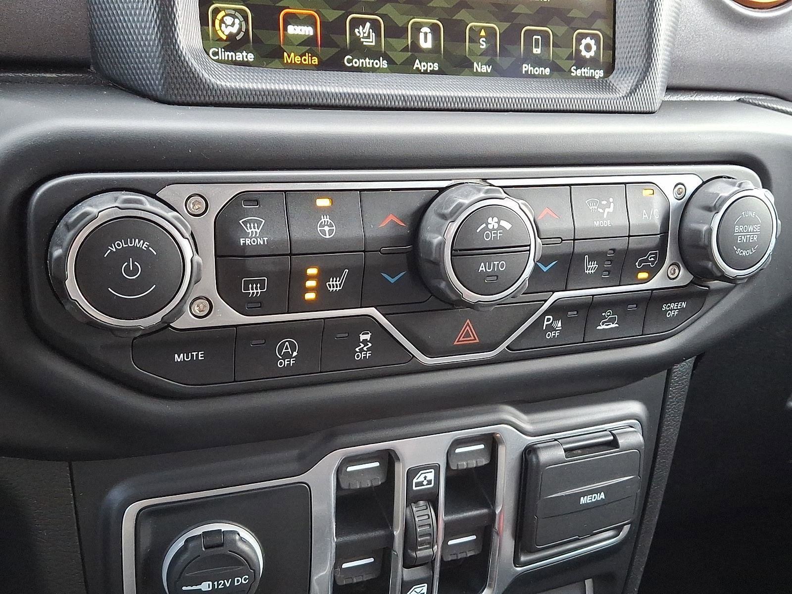 Certified 2020 Jeep Gladiator Mojave image 18