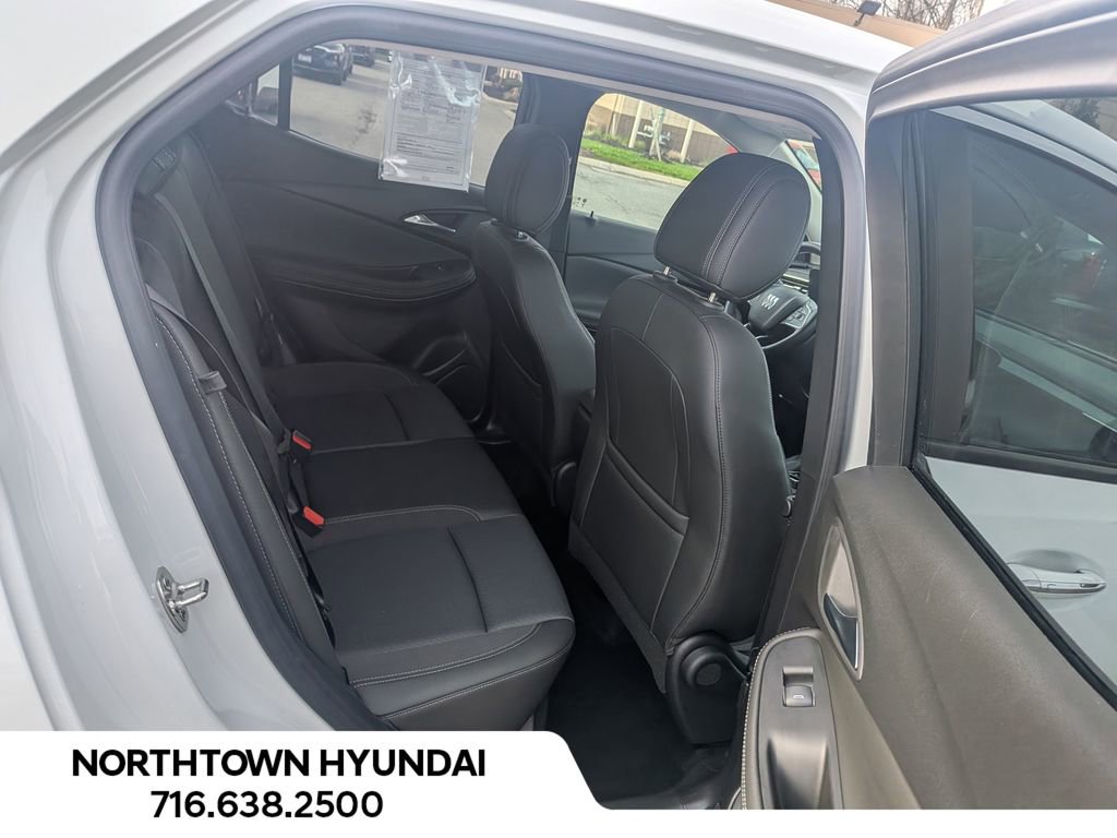 Used 2024 Buick Encore GX Preferred FWD image 31