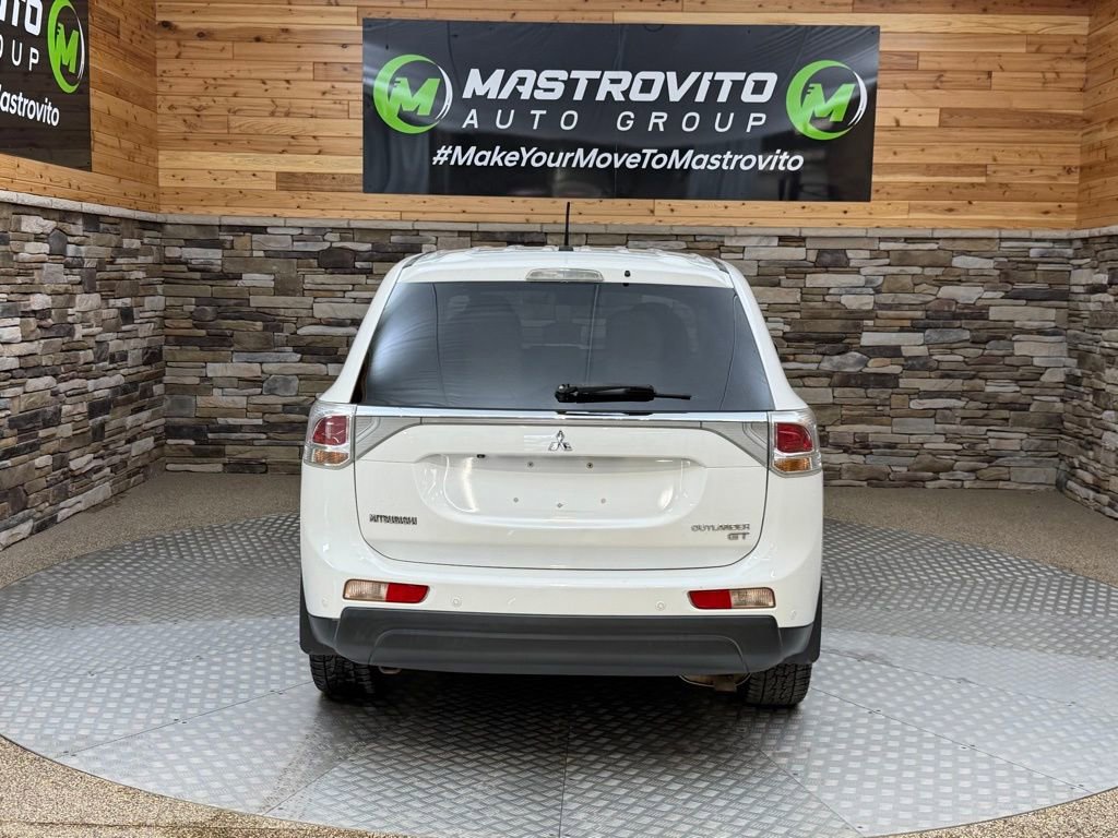 Used 2014 Mitsubishi Outlander GT AWD/4WD image 8