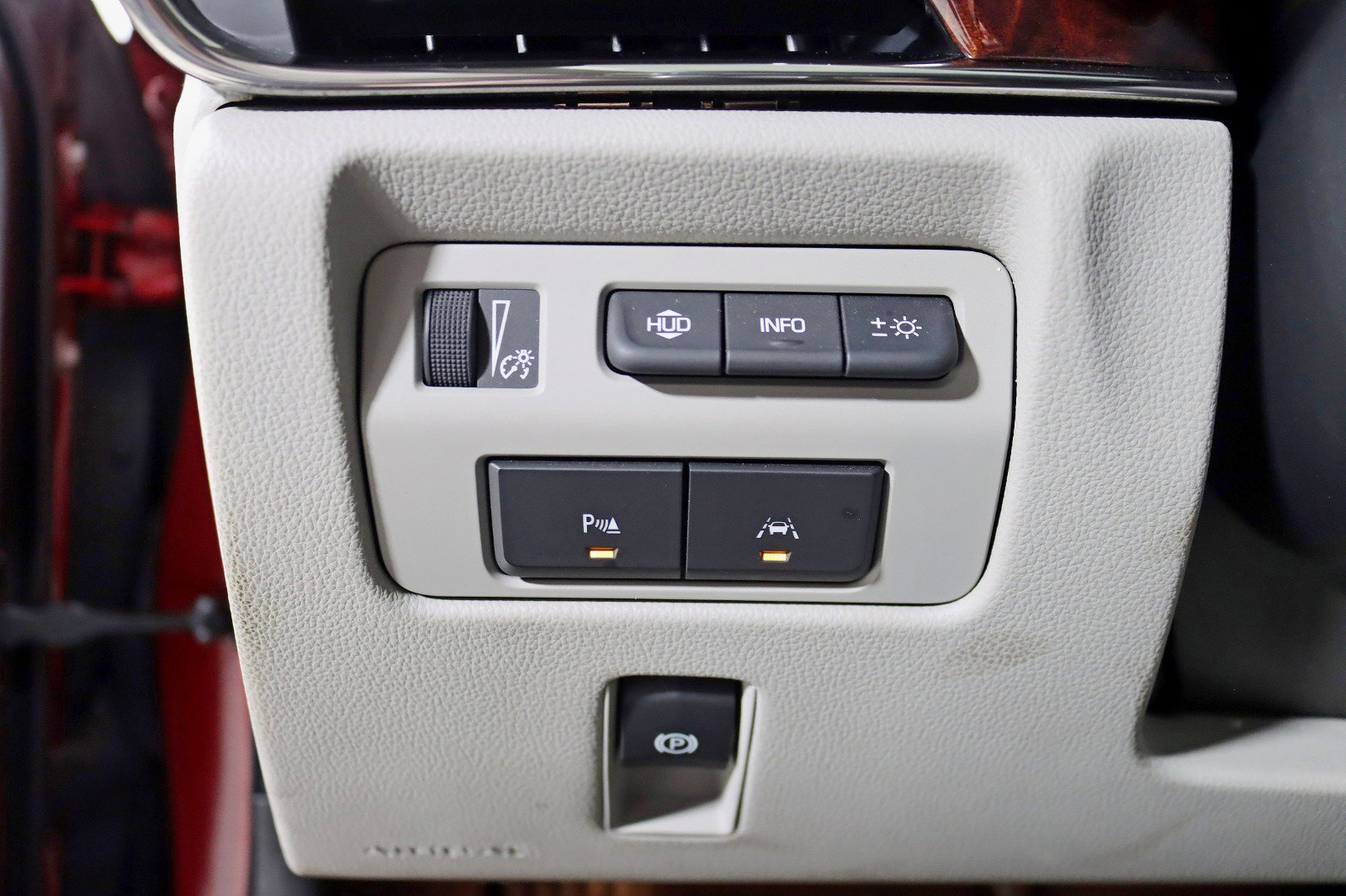 Used 2018 Cadillac ATS Premium Performance image 15