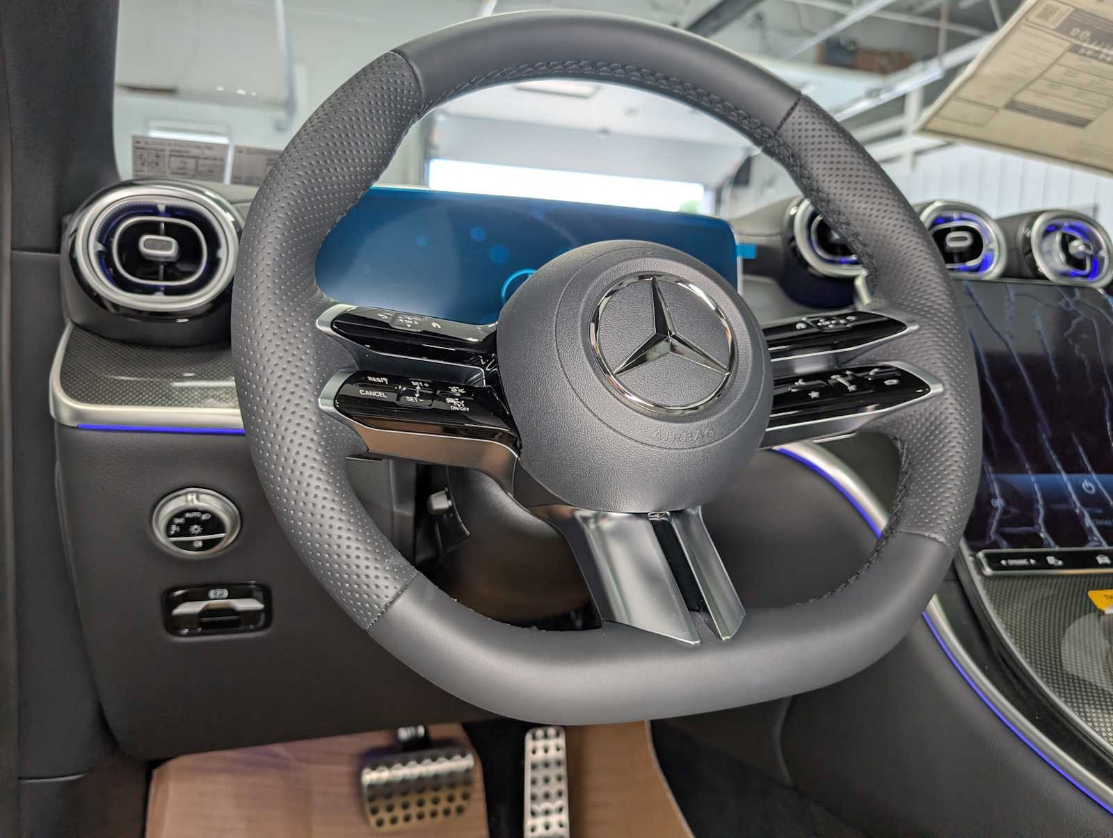 New 2026 Mercedes-Benz GLC 300 4MATIC image 31