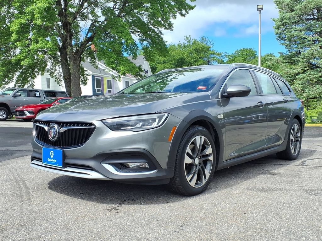 Certified 2019 Buick Regal Essence w/ Driver Confidence Package I