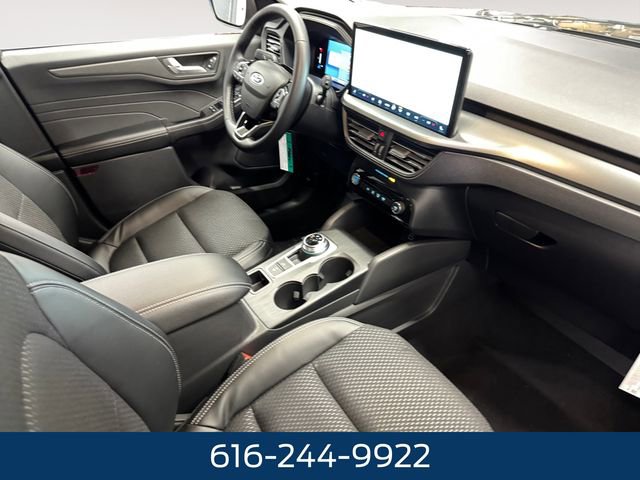 New 2026 Ford Escape SE w/ Class II Trailer Tow Package FWD image 6