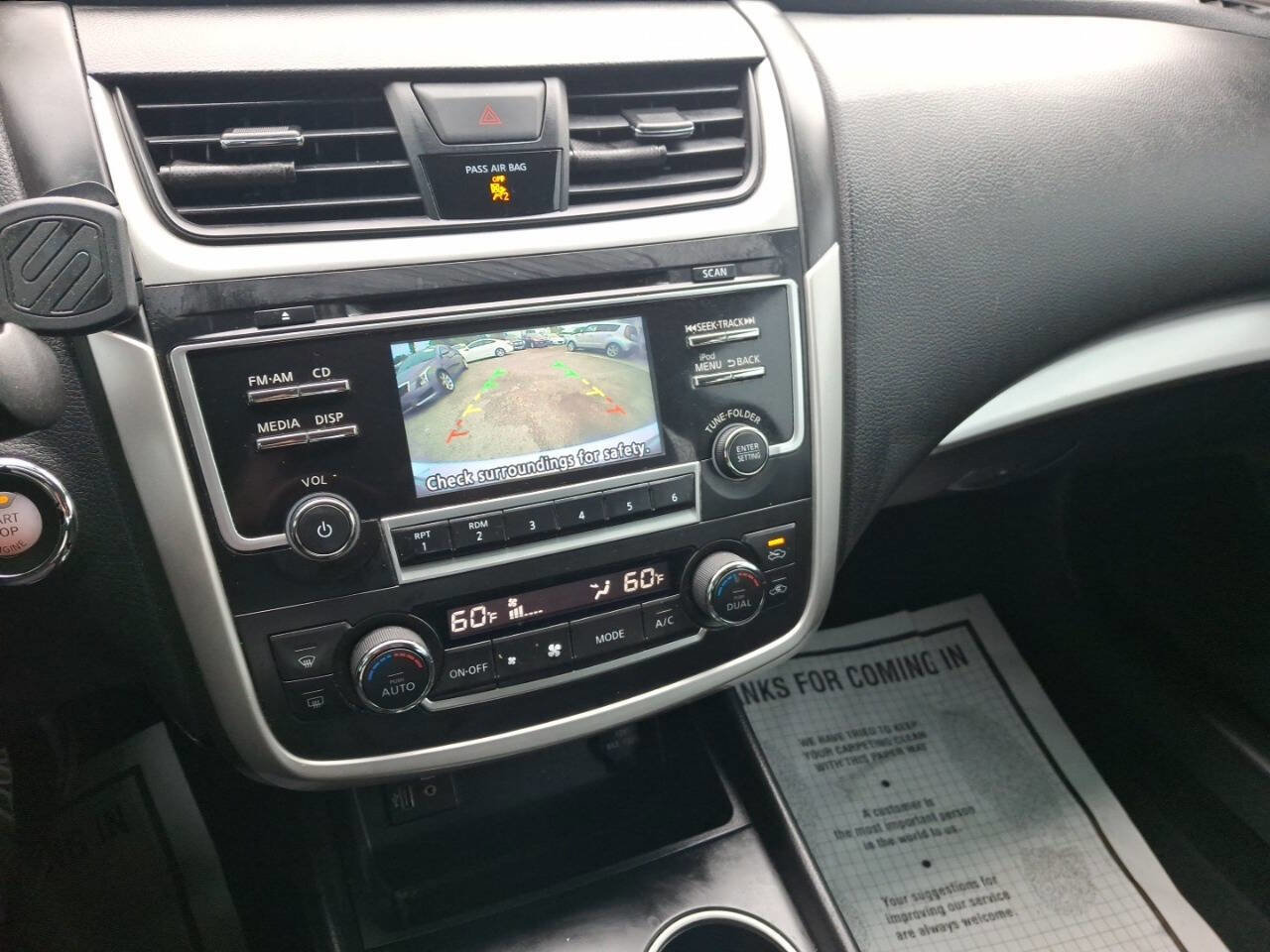 Used 2017 Nissan Altima 2.5 SV image 10