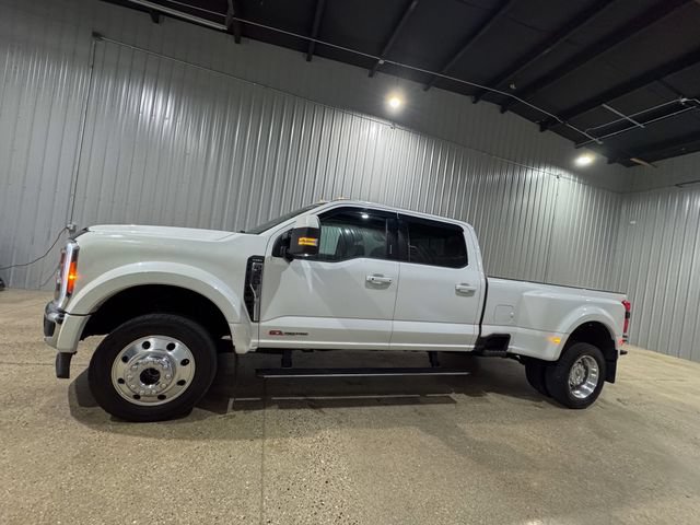 Used 2023 Ford F450 Lariat w/ Lariat Ultimate Package AWD/4WD image 2