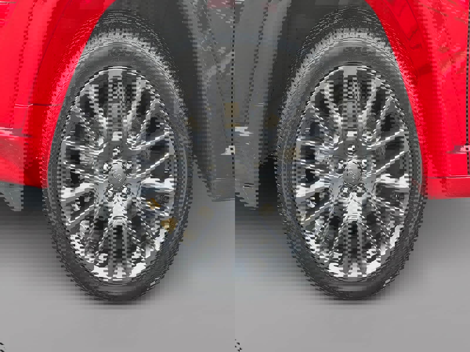 Used 2022 Jeep Compass Limited image 9