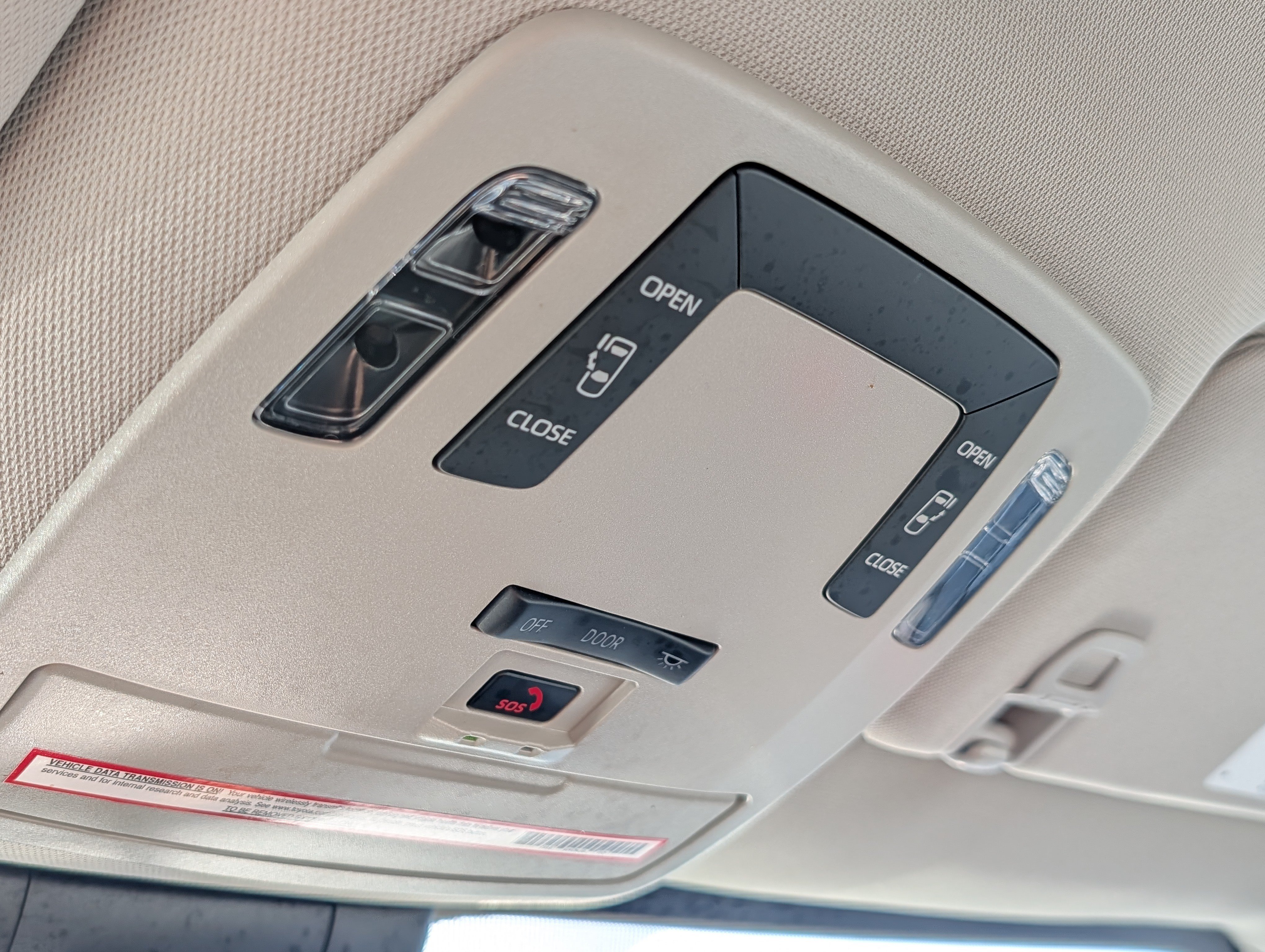 Used 2022 Toyota Sienna LE FWD image 32