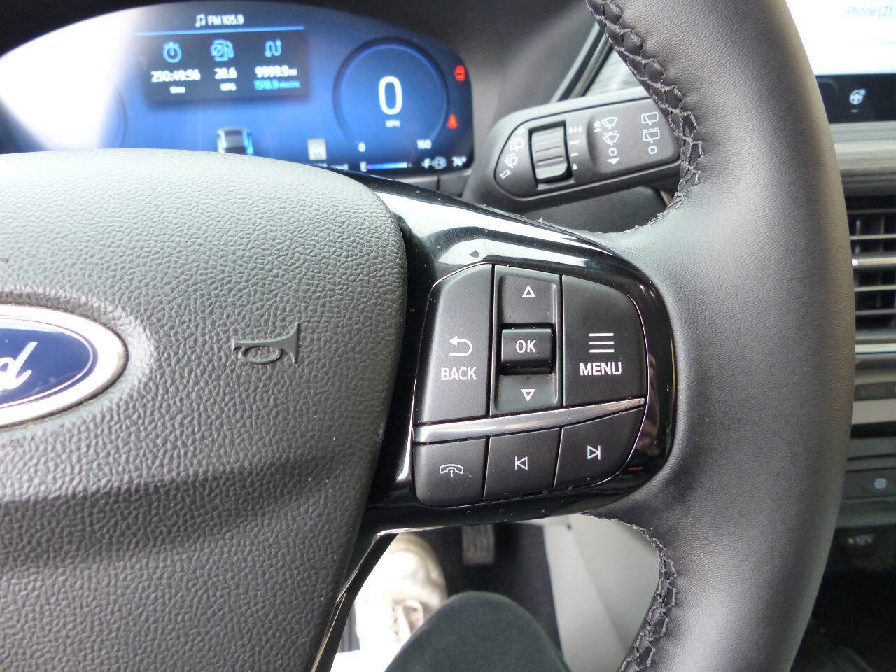 Used 2026 Ford Escape Platinum AWD/4WD image 27