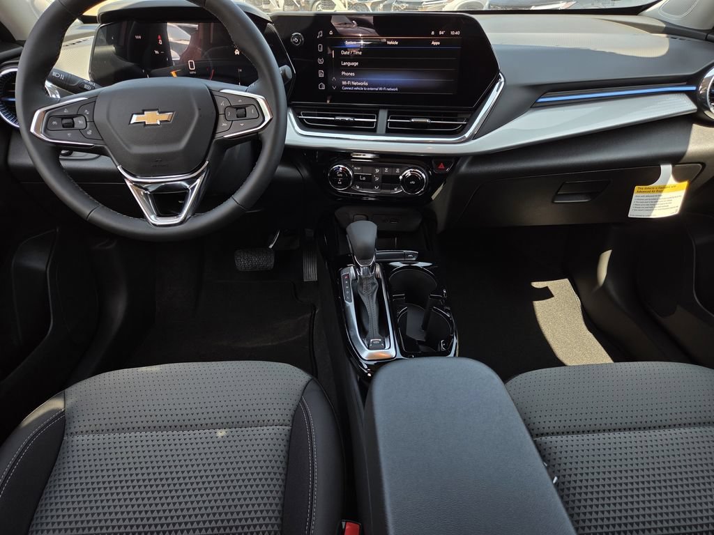 New 2026 Chevrolet Trax LT w/ LT Convenience Package FWD image 9
