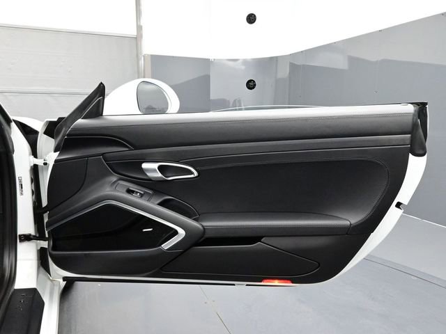 Certified 2018 Porsche 911 Targa 4 GTS image 16