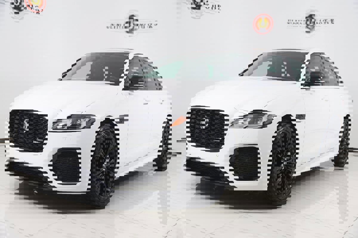 Used 2024 Jaguar XF R-Dynamic SE image 5