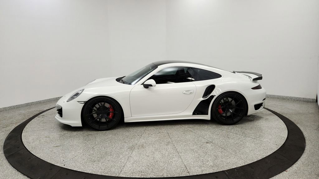 Used 2015 Porsche 911 Turbo image 2