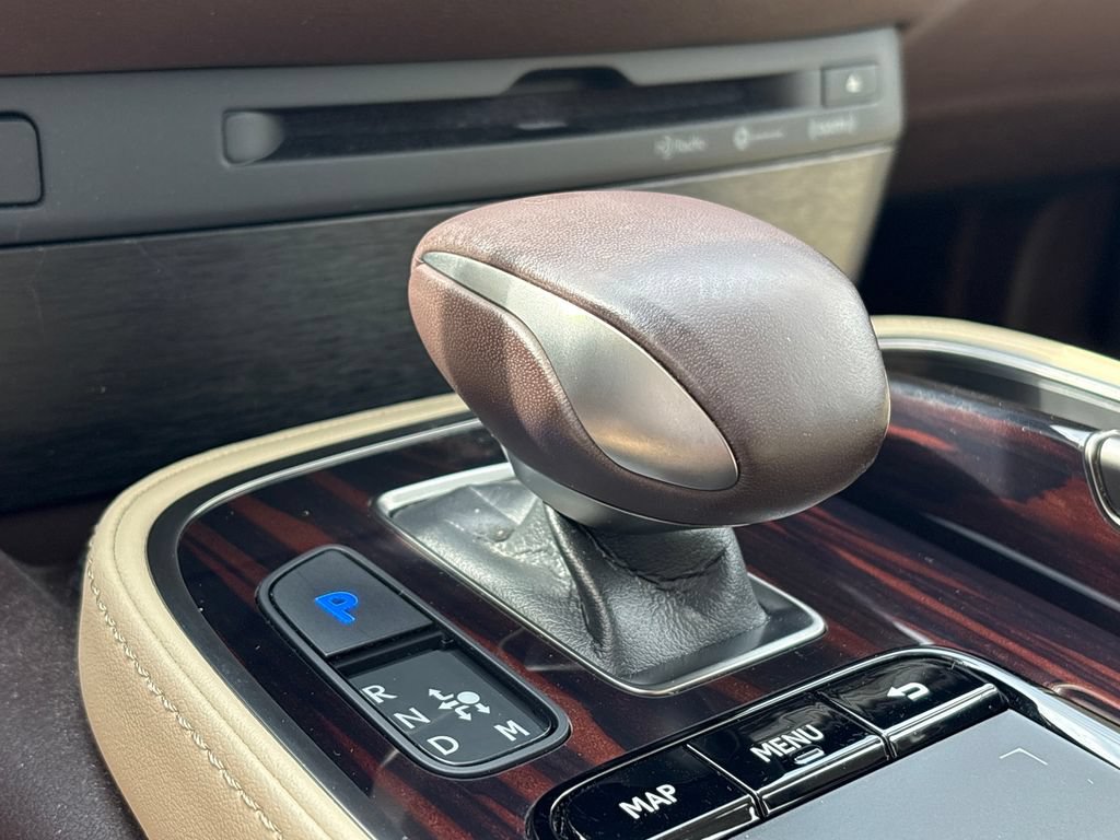 Used 2018 Lexus LS 500 w/ Interior Upgrade Package RWD image 20
