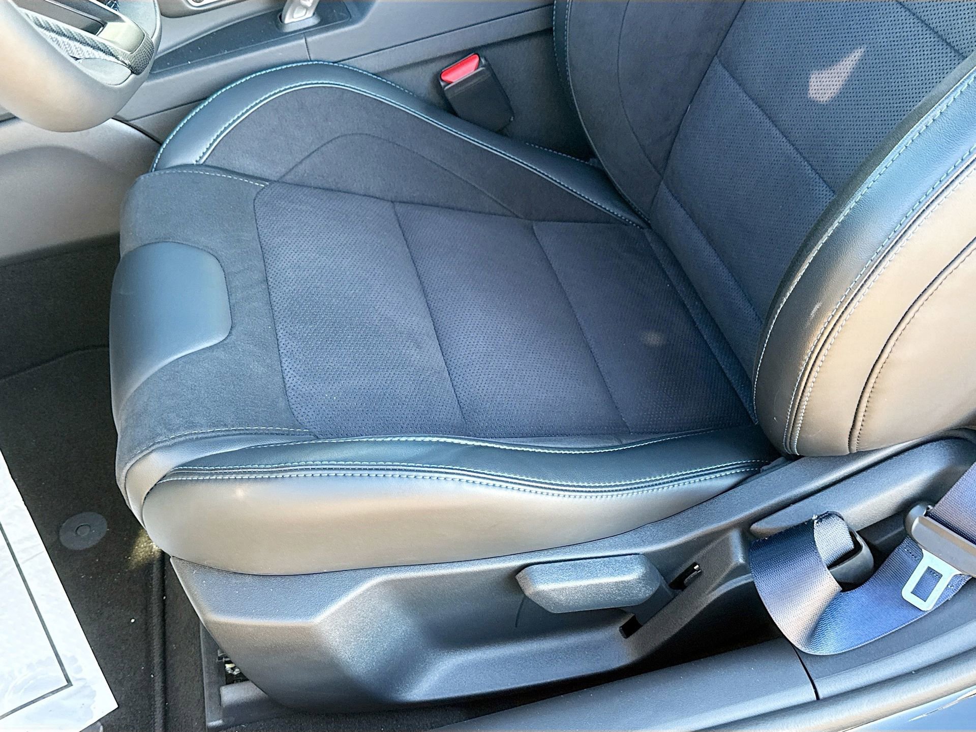 New 2025 Ford Mustang Dark Horse image 26