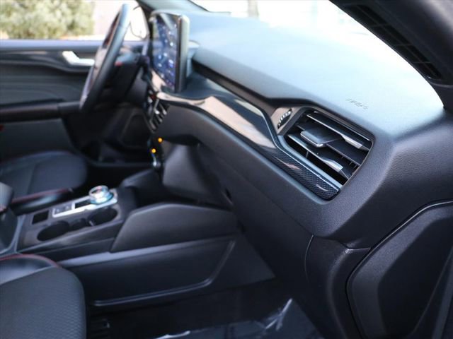 Used 2024 Ford Escape ST-Line w/ Tech Pack #1 image 11