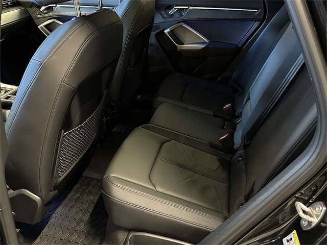 Certified 2025 Audi Q3 2.0T Premium Plus w/ Premium Plus Package image 15