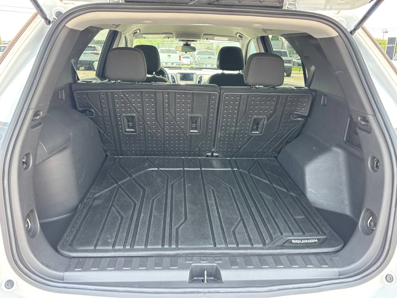 Used 2023 Chevrolet Equinox LT w/ LPO, Floor Liner Package AWD/4WD image 17