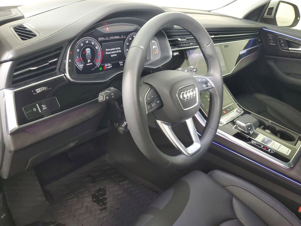 Used 2023 Audi Q8 Prestige AWD/4WD image 25