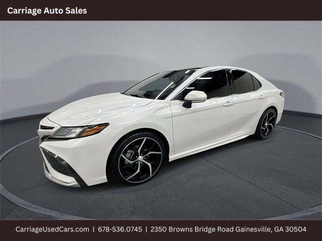 Used 2022 Toyota Camry XSE image 1