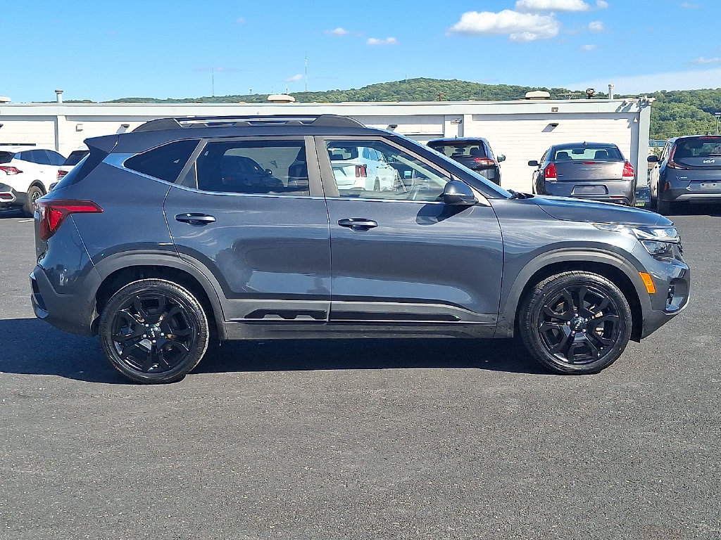 Certified 2024 Kia Seltos X-Line AWD/4WD image 7