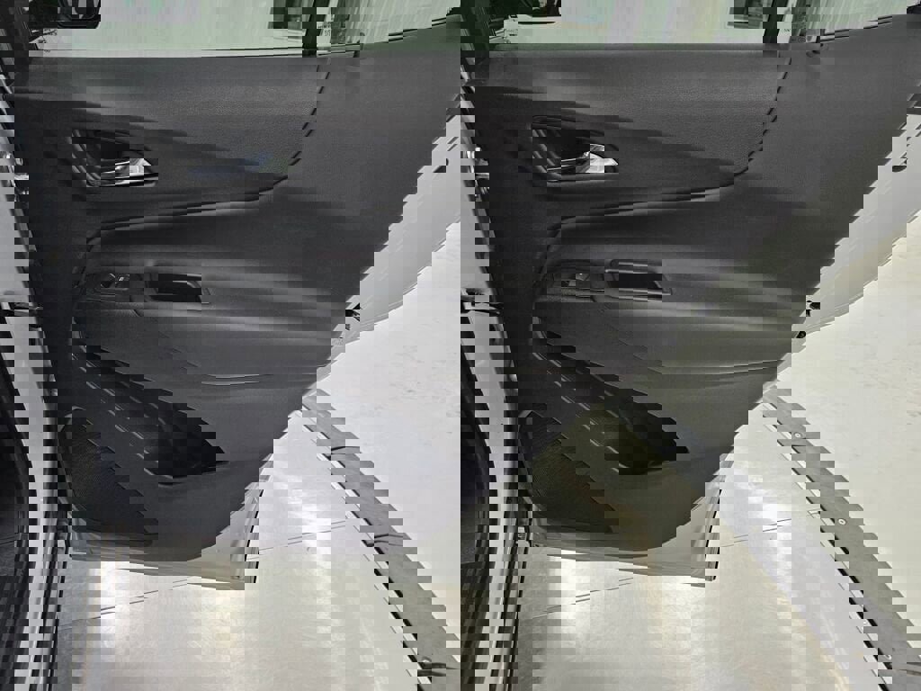 Used 2022 Chevrolet Equinox LT image 39