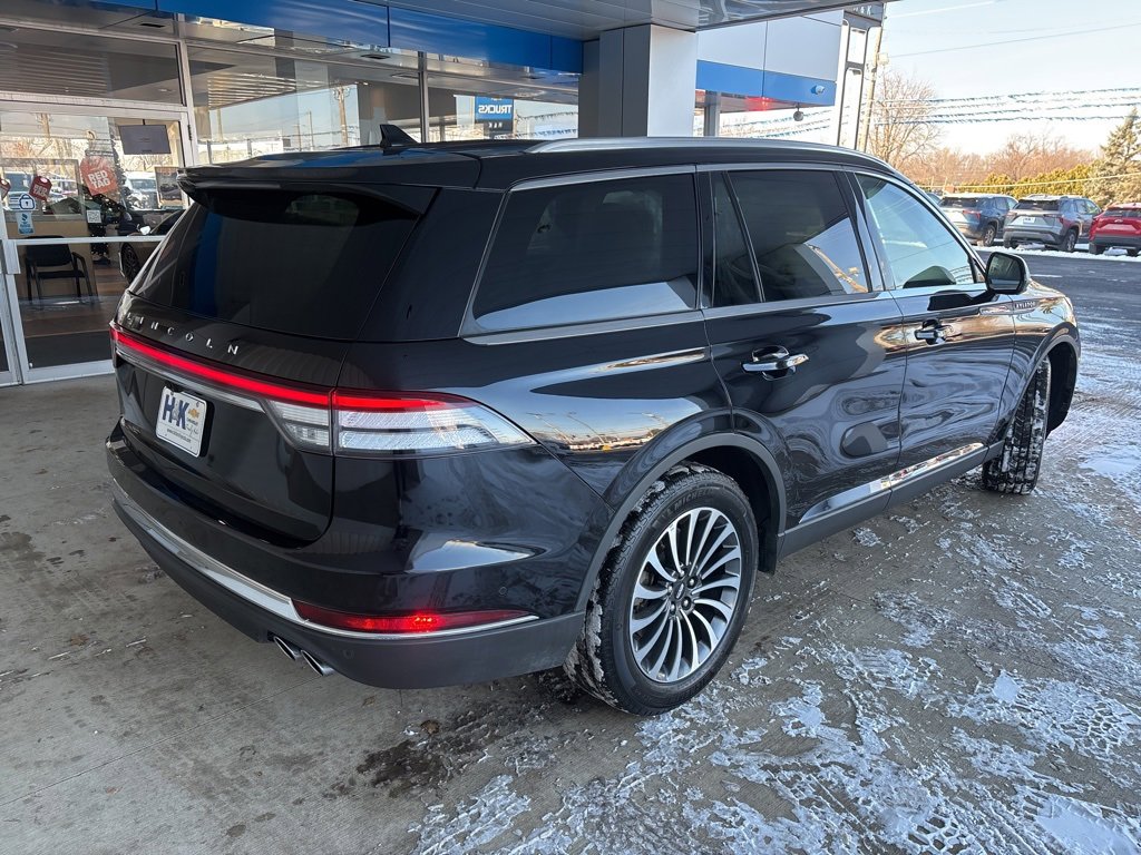 Used 2024 Lincoln Aviator Reserve image 5