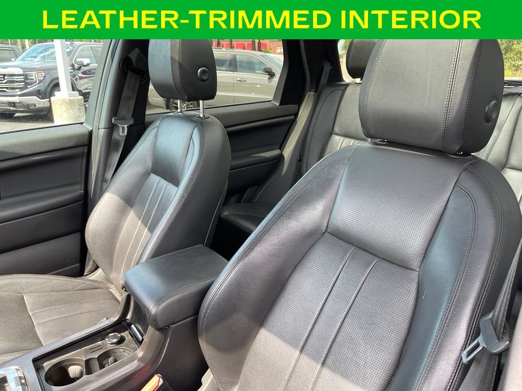 Used 2019 Land Rover Discovery Sport HSE AWD/4WD image 14