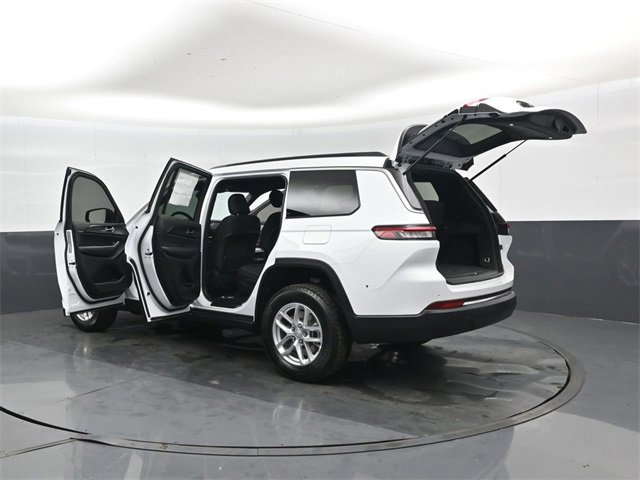 New 2025 Jeep Grand Cherokee L Laredo image 47