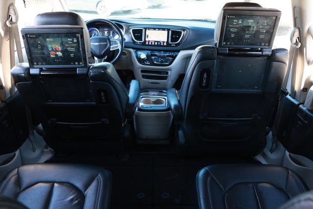 Used 2020 Chrysler Pacifica Touring-L Plus image 28