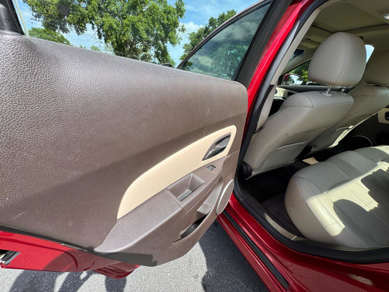 Used 2011 Chevrolet Cruze LTZ w/ RS Package FWD image 18
