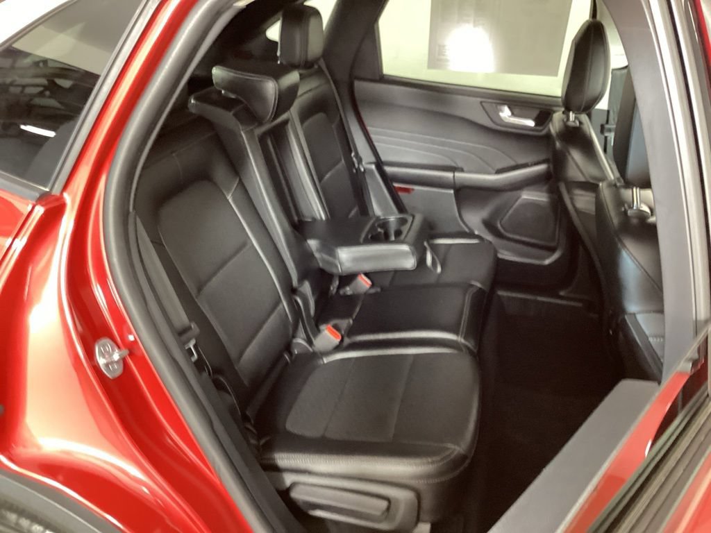 Used 2022 Ford Escape SEL w/ Technology Package AWD/4WD image 33