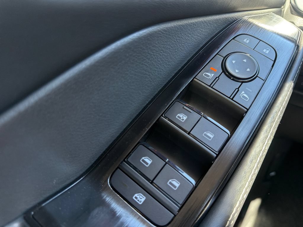 New 2026 Nissan Rogue Dark Armor AWD/4WD image 28