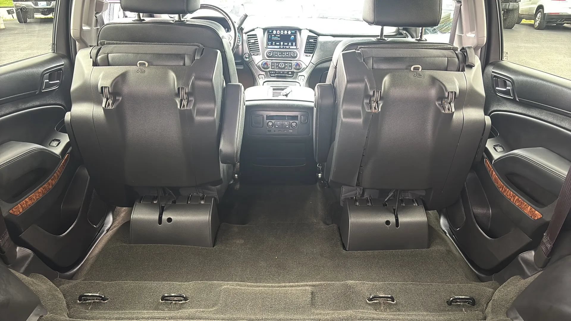 Used 2017 Chevrolet Tahoe Premier RWD image 24