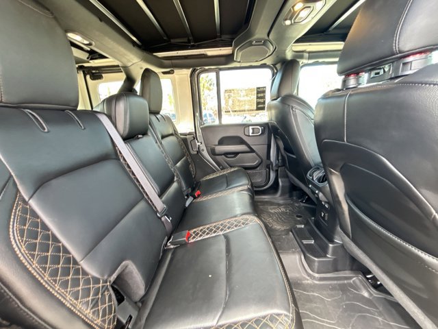 Used 2023 Jeep Wrangler Unlimited Sahara AWD/4WD image 20