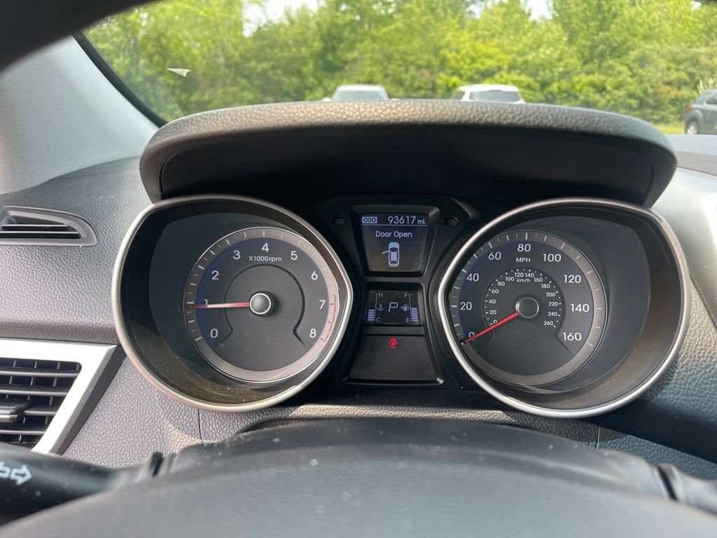 Used 2014 Hyundai Elantra GT FWD image 9