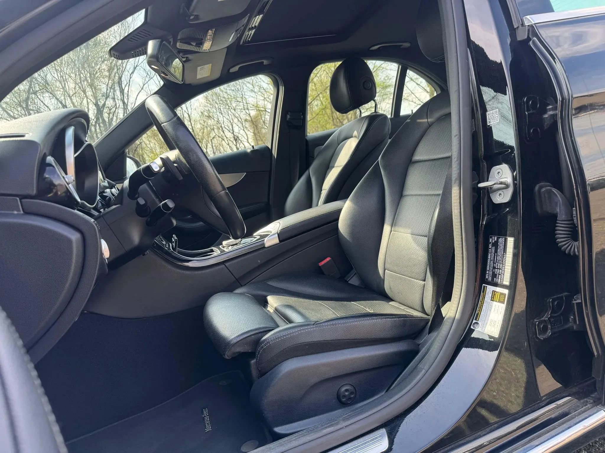 Used 2018 Mercedes-Benz C 300 4MATIC Sedan image 10